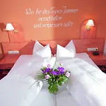 Hotel Seeblick 3*