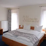 Hotel Seeblick 3*