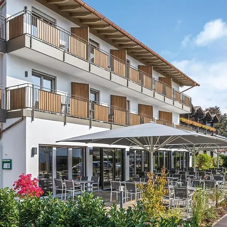 Seeblick Hotel 3*