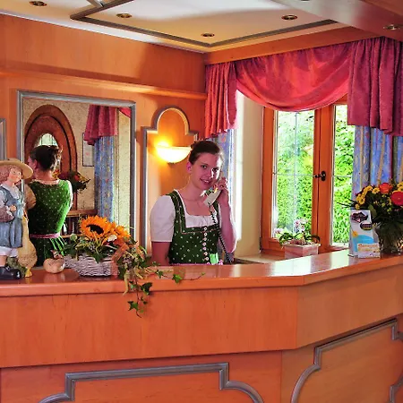 Otel Seeblick 3*