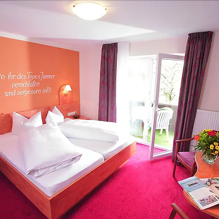 Hotel Seeblick 3*