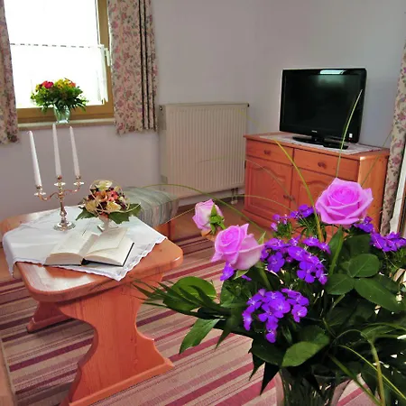Otel Seeblick 3*