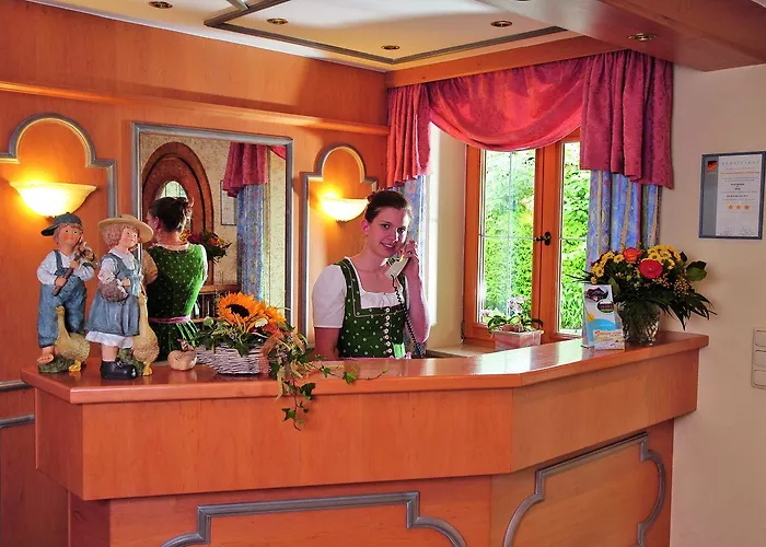 Hotell Seeblick 3*